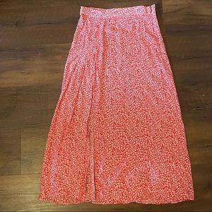 Red/white midi skirt
